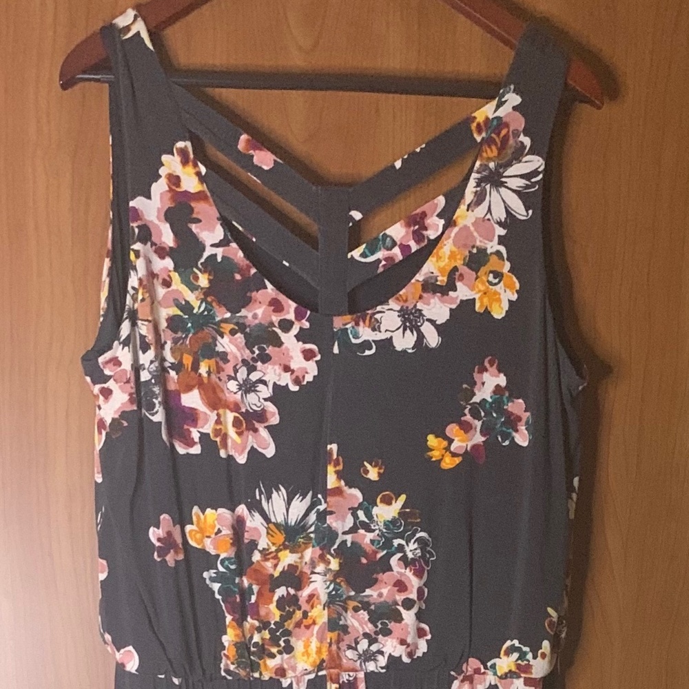 Maurices Grey Floral Maxi Dress ~ Size XL